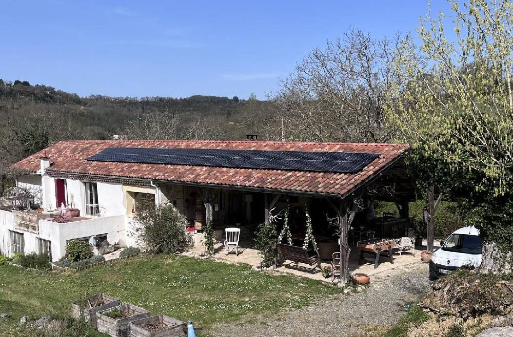 réalisation d'une installation de panneaux photovoltaïques à Clairac dans le Lot et Garonne (47)